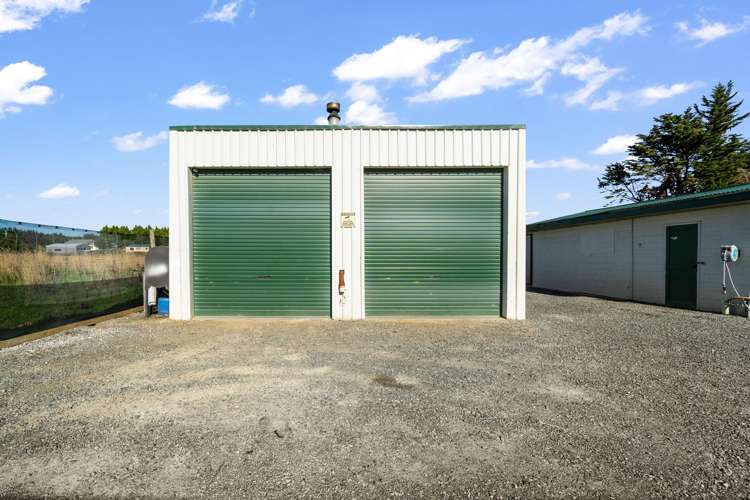 227 & 229 Bain Street Clifton_23