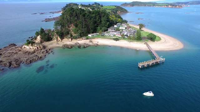 Pakatoa Island Pakatoa Island_1