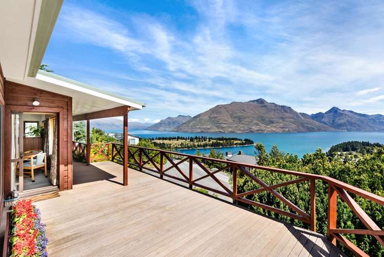 15 Belfast Terrace Queenstown_3