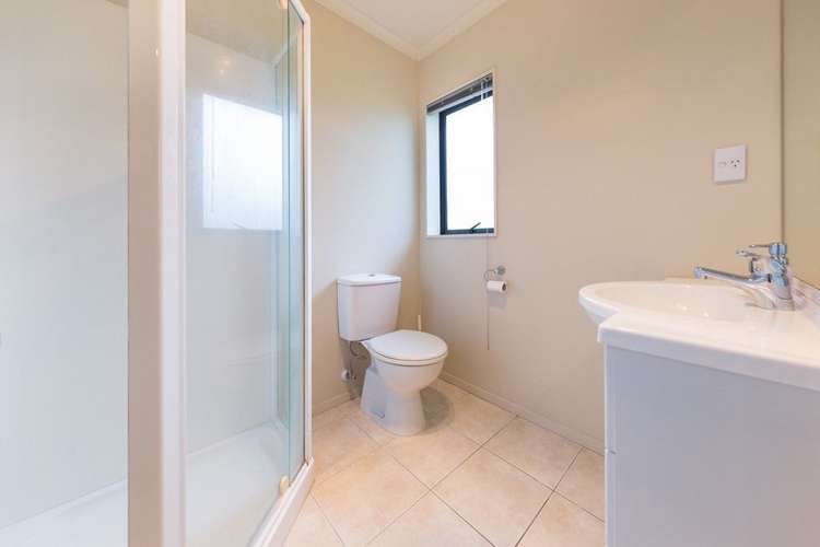 5 Orbit Place Flat Bush_6