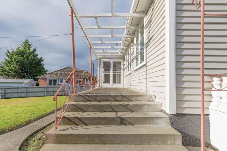 28 Forth Street Marchwiel_17