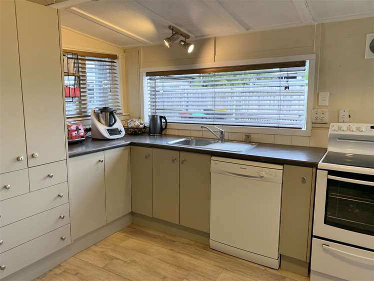 97b Park Terrace Waikuku Beach_6