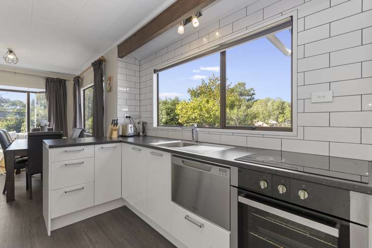 27 Matipo Crescent Pukete_7