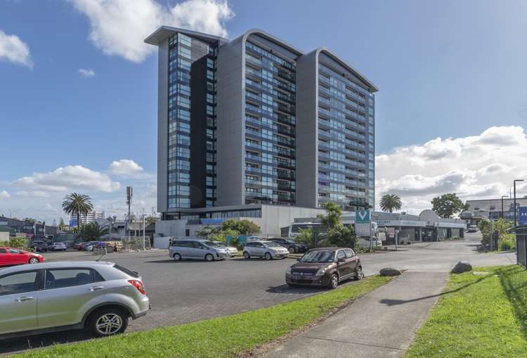 1306/8 Lakewood Court Manukau_17