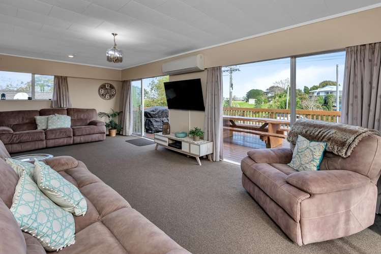 15 Pyle Road West One Tree Point_13