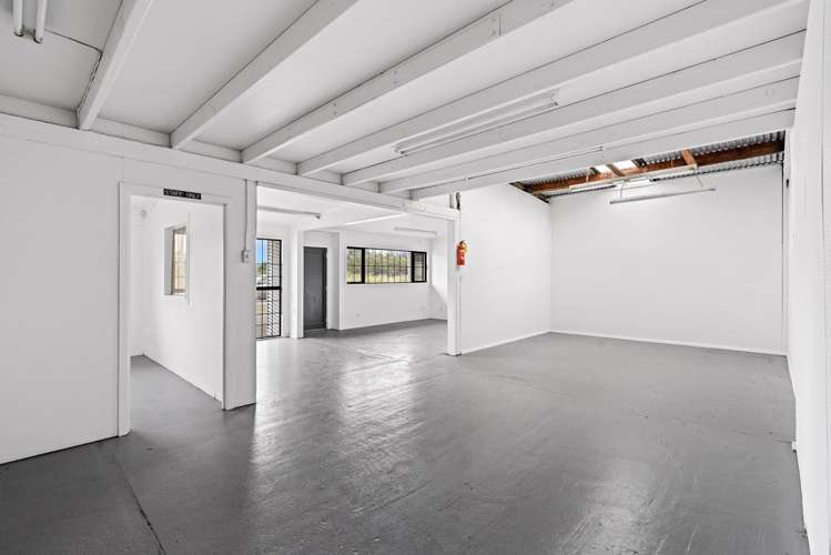 76 Riverbank Road Otaki_14