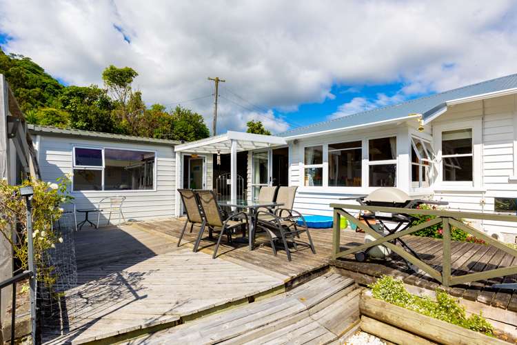 7 Broadway Picton_10