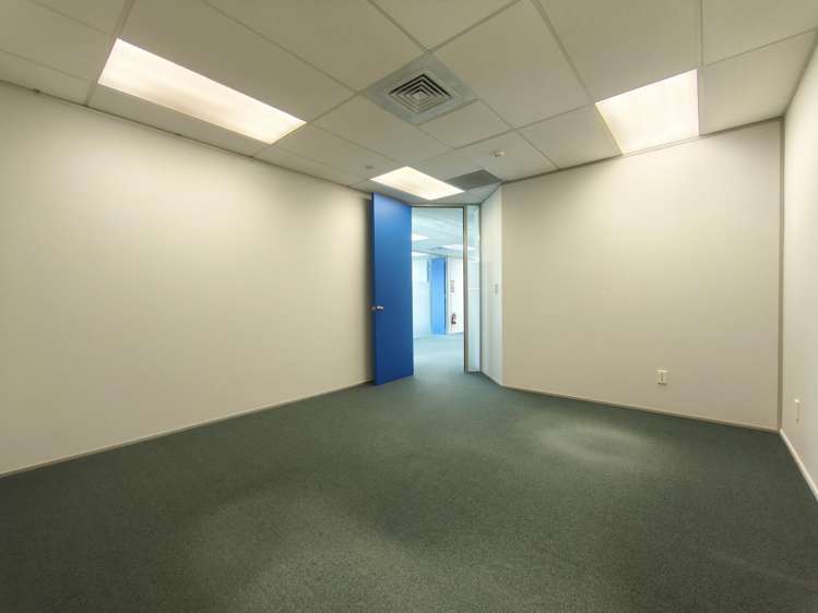 46 Taharoto Road Takapuna_5