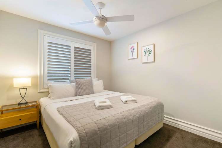 8/70 Lake Esplanade Queenstown_14