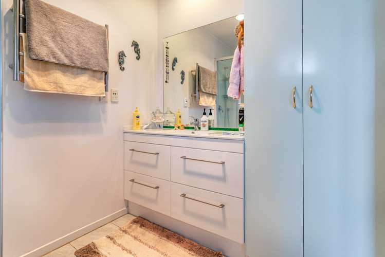 132 Sharyn Place Whangamata_18