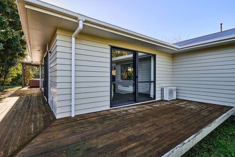 1A Peel Place Wainuiomata_17