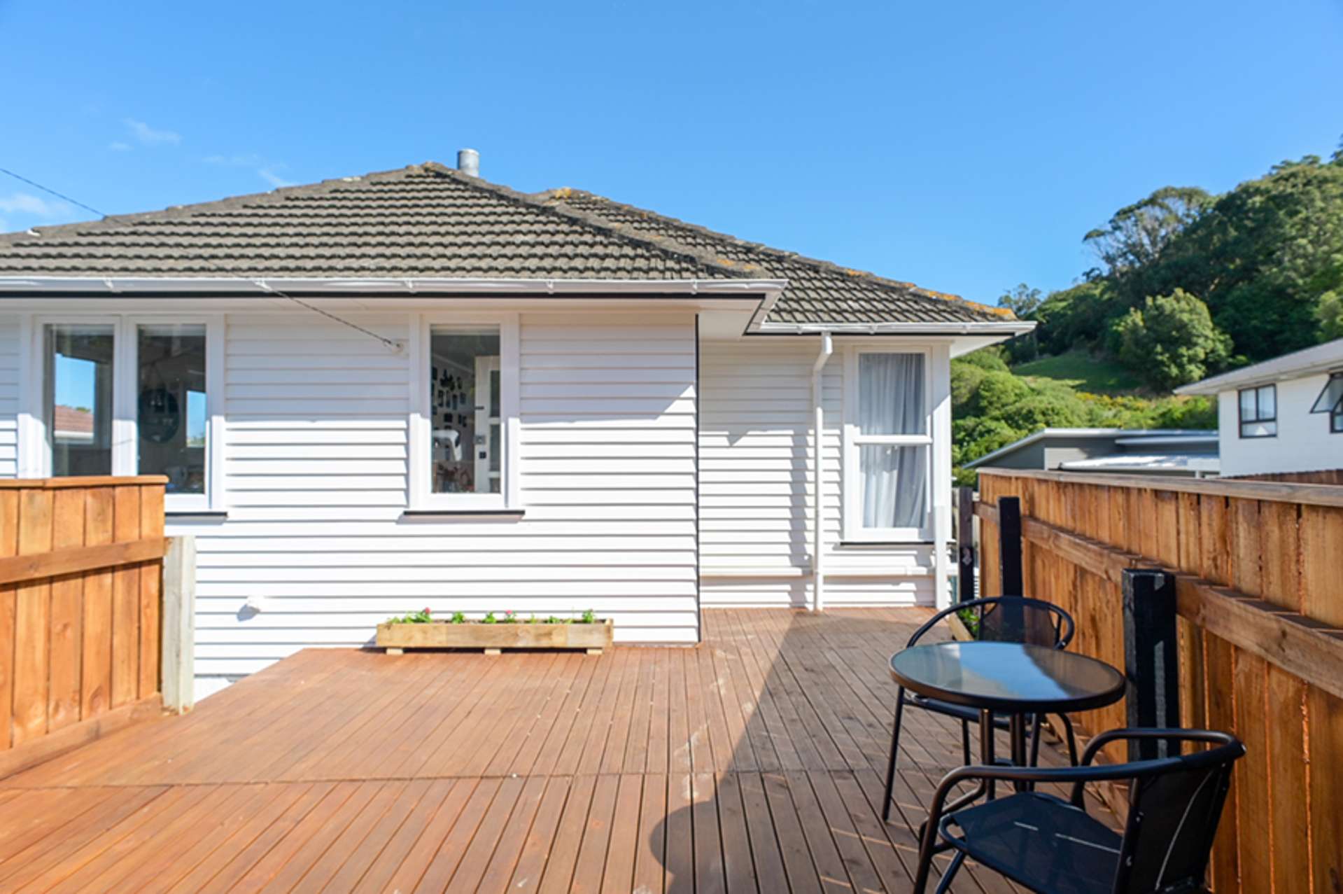 9 Greer Crescent Tawa_0