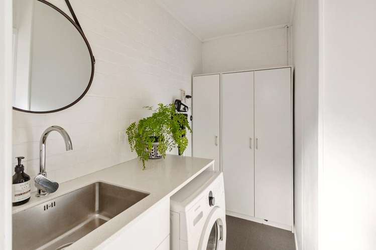 53 Avenue Road West End_21