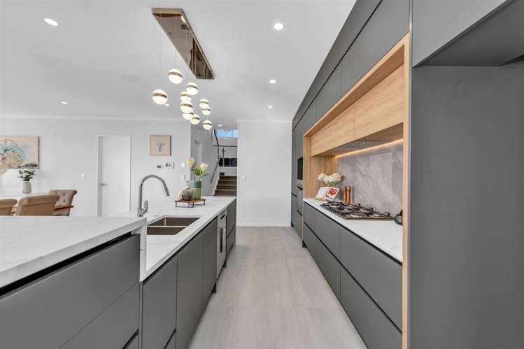 45 Koromeke Street Flat Bush_13