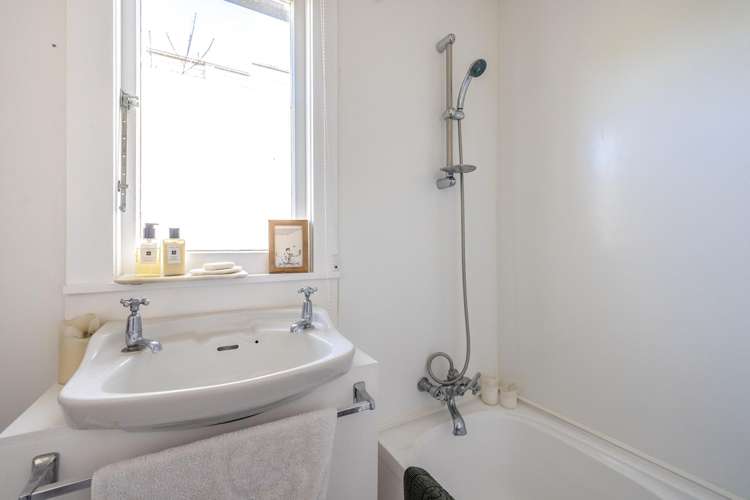 3 Miami Ave Surfdale_16