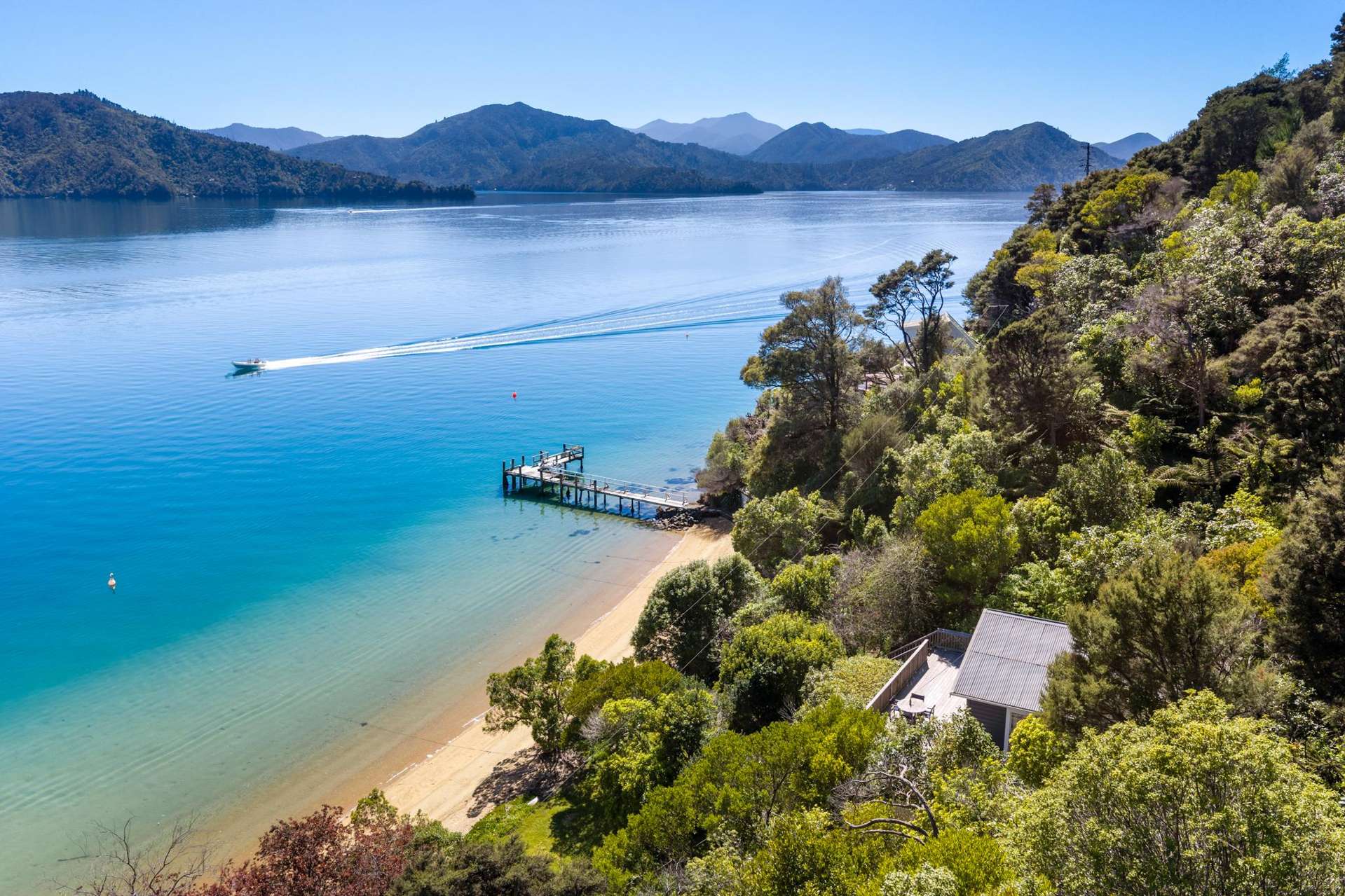 2787 Queen Charlotte Drive Queen Charlotte Sound_0