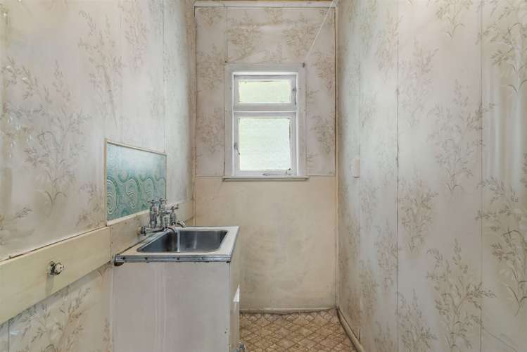 73 Kohu Road Titirangi_16