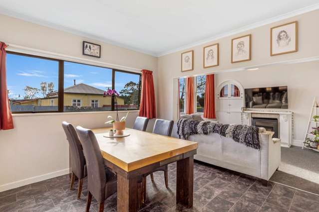 Timeless Villa Appeal on Big Section