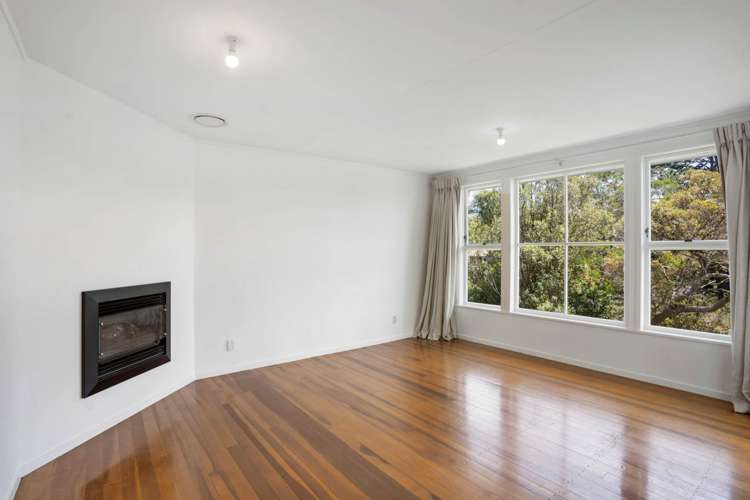 79 Taurus Crescent Beach Haven_6