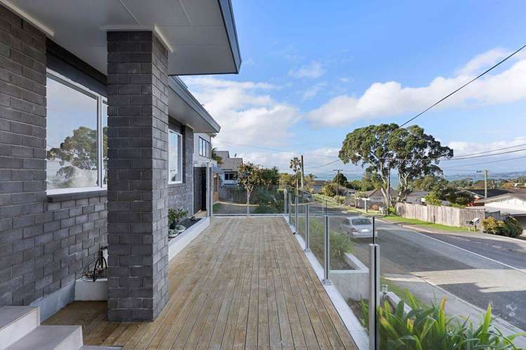 2/9 Colmar Road Mellons Bay_26