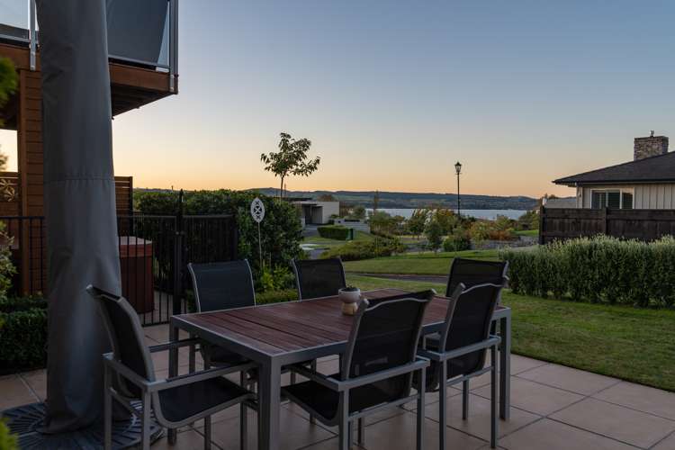 24 Pukenamu Road Rainbow Point_19