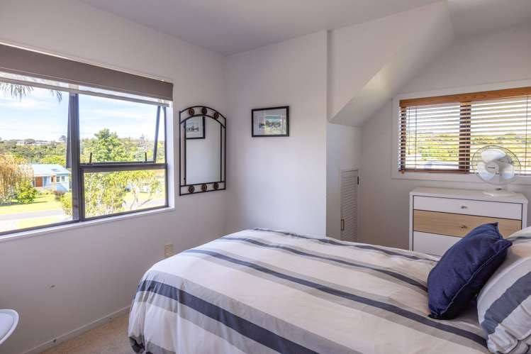 17 Shelly Beach Road Surfdale_10