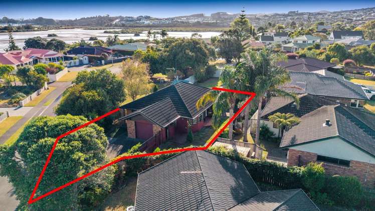 26 Settlers Grove Orewa_23