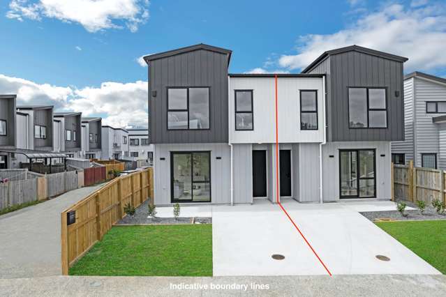 Modern Family Living with Reserve Views