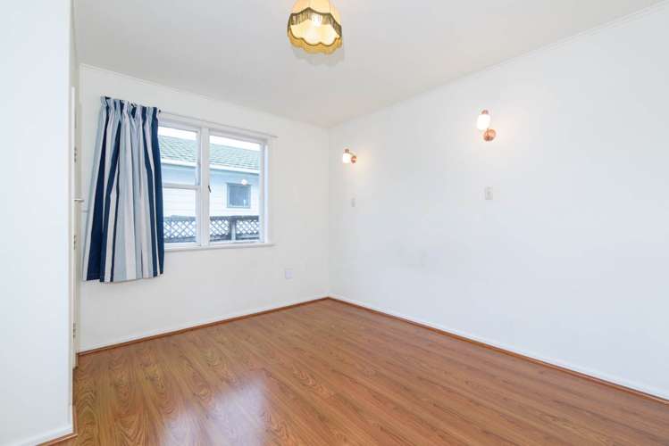 38 Buscomb Avenue Henderson_9