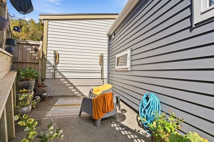 29 Pelorous Street Paparangi_15