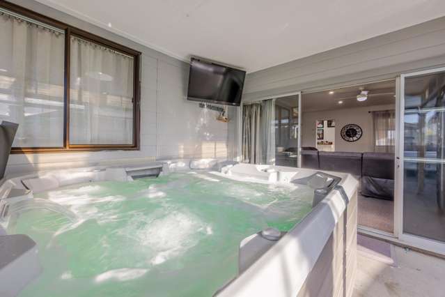 86 Wycliffe Street Onekawa_2