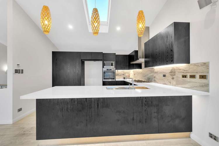 6 Dunkeld Lane Redcliffs_21