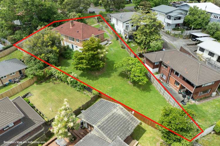 23 and/or 23A Benfield Avenue Mt Albert_15