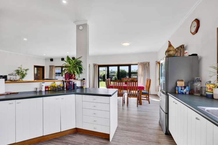 51 Sole Road Ngaere_8