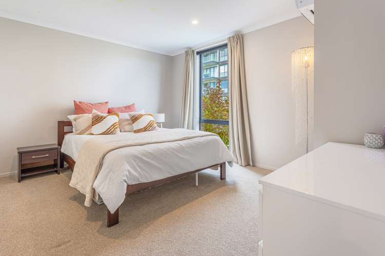 74 Squadron Drive Hobsonville_12