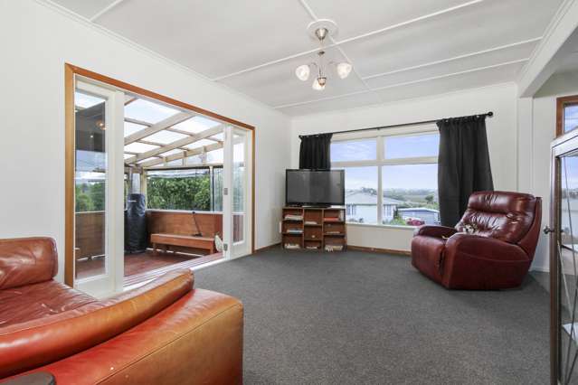 2/17 Paton Avenue Te Atatu South_3