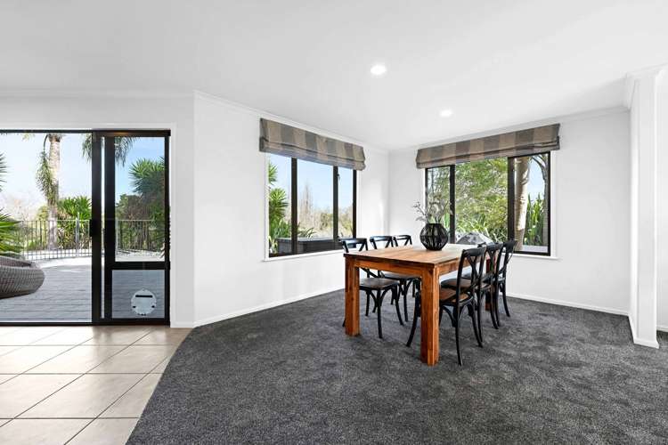 8 Takapu Place Huntington_5