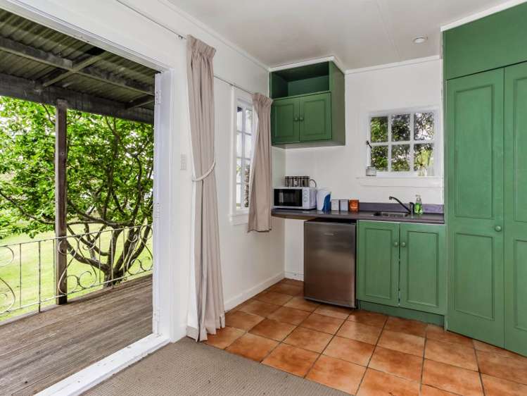 750 North Road Clevedon_14