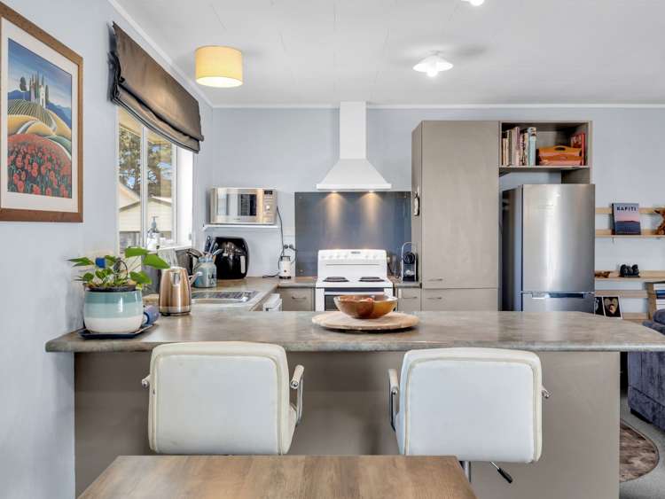 23 Matakane Street Waitarere Beach_11