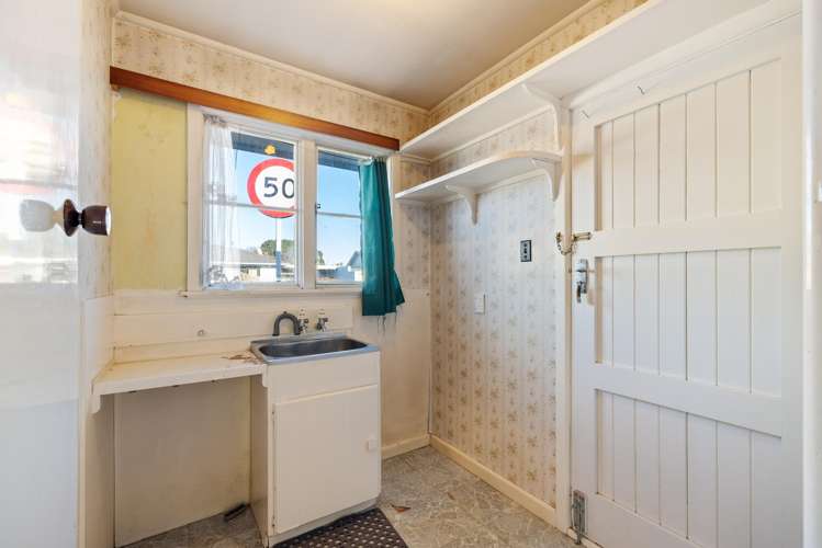 77 Hargood Street Woolston_9