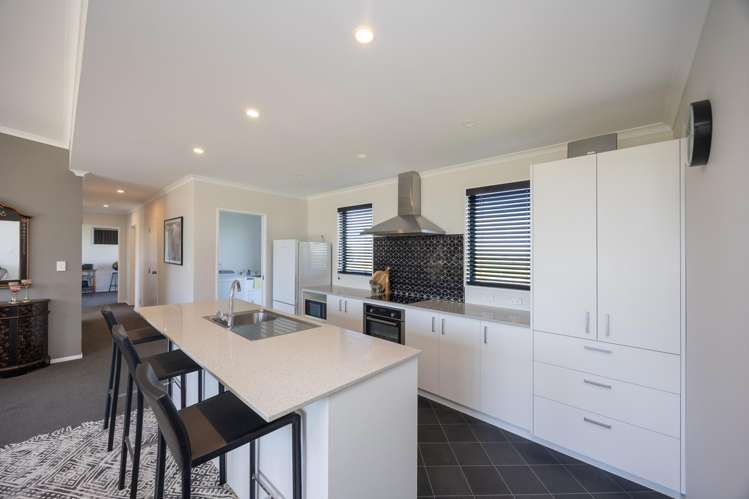 567 Lethbridge Road Halcombe_12