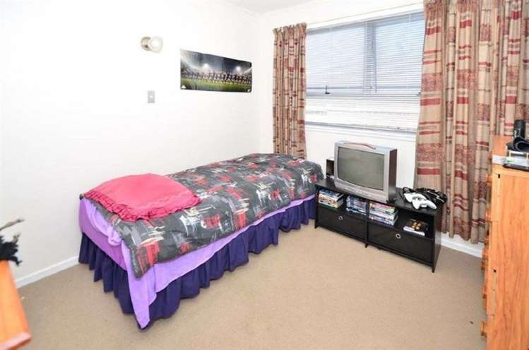 3 Doment Crescent Orewa_12