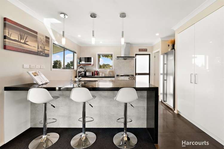 19 Stella Drive Clarks Beach_2