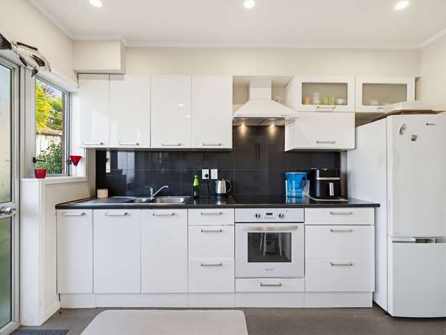 3/16 Willerton Ave New Lynn_2