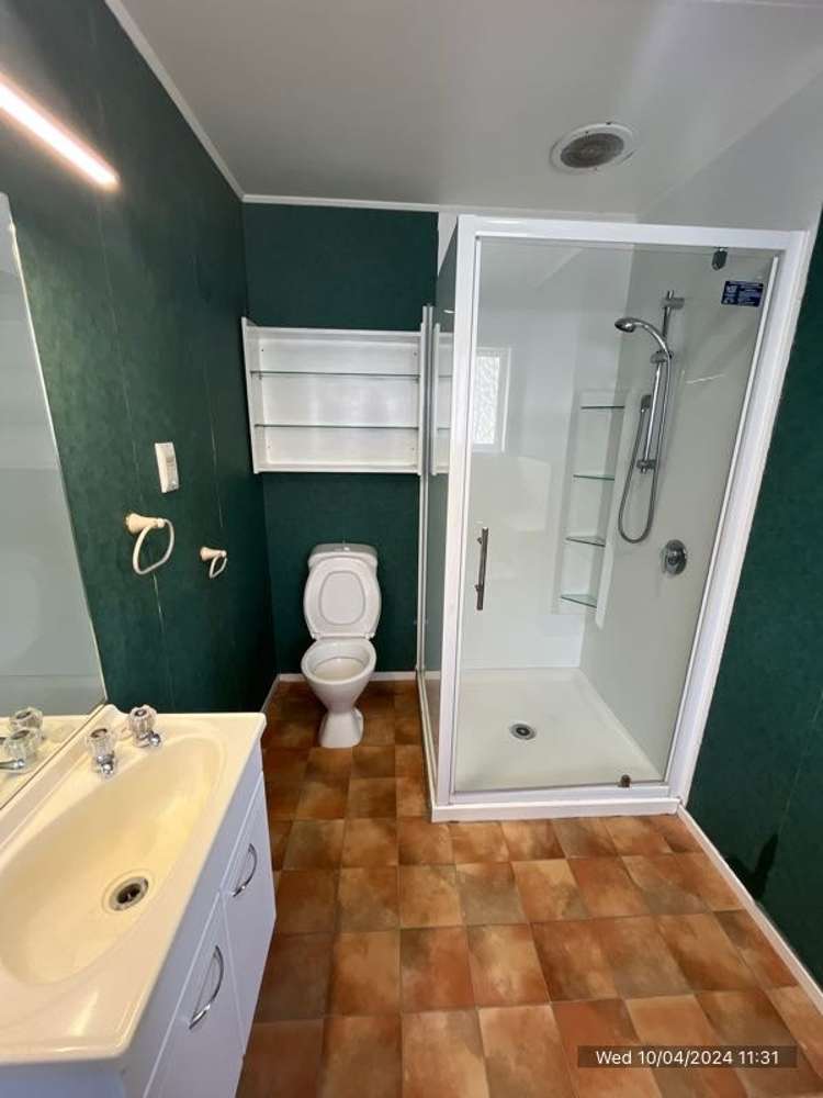 16 Homelands Avenue 10643_6