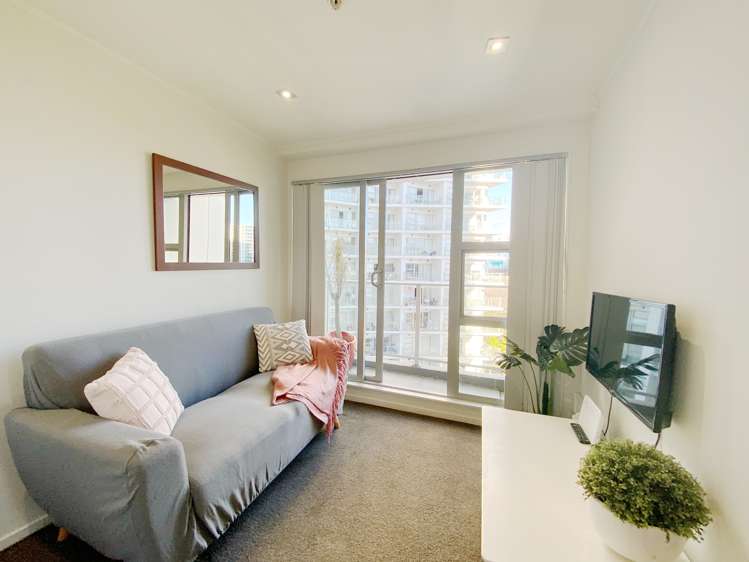 725/430 Queen Street Auckland Central_2