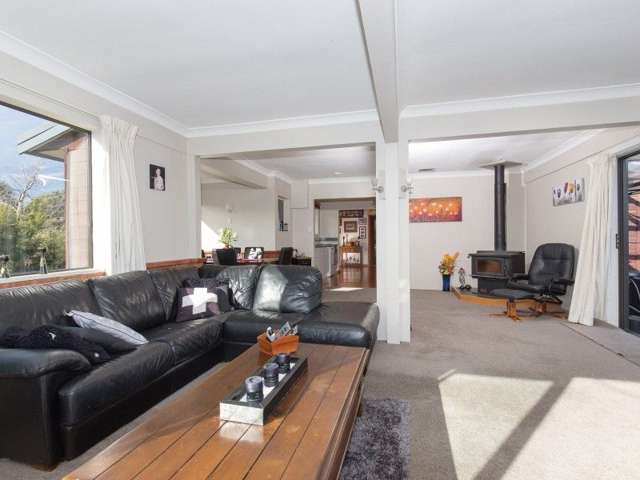 7 Bernard Road Albert Town_3