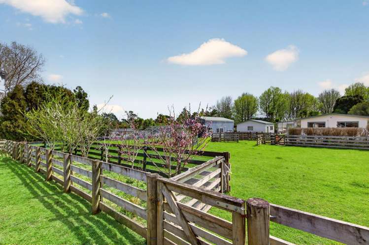 806 Waitakere Road Kumeu_31