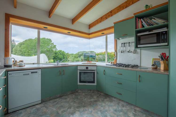 176 Campbells Road Waimate_9