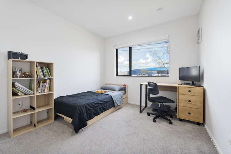 4/115 Swanson Road Henderson_9